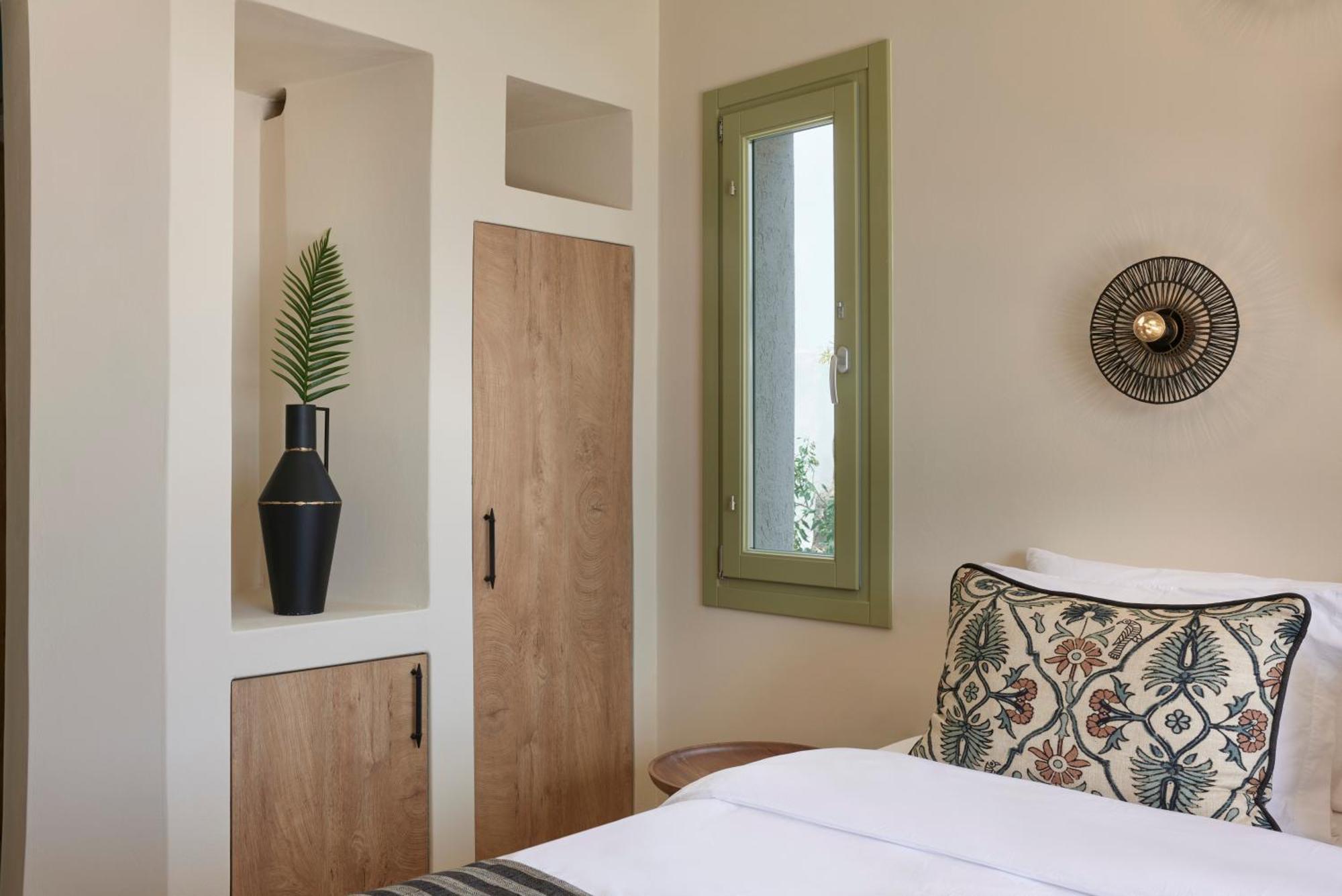 Aeon - Adults Only B&B Pýrgos